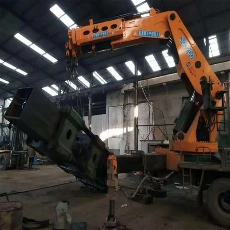 马湾镇200吨折臂吊出租